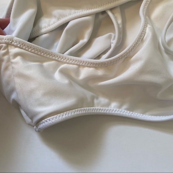 Victoria’s Secret Side Tie White Bikini Set - Picture 14 of 14